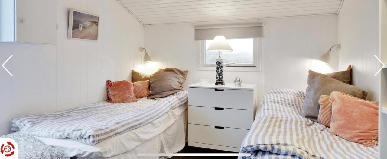 Sommerhus I Blokhus Helt Taet Pa By Og Strand エクステリア 写真